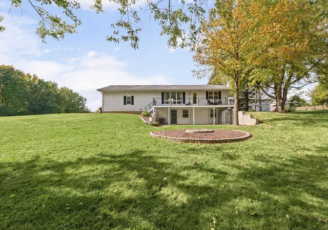 Photo 1 of Single family home for sale at 88 County Rd 2000 N, Mahomet, IL 61853 | MLS# 12781866 | Listing updated on 2026-10-29