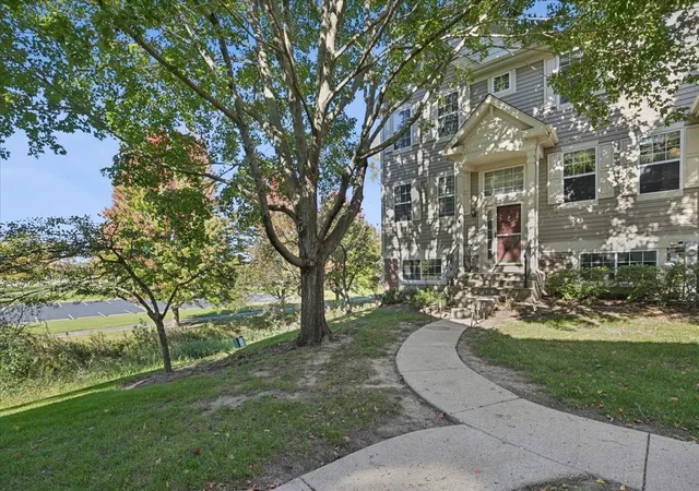 Photo 1 of Townhouse for sale at 1107 Manchester Cir, Grayslake, IL 60030 | MLS# 12781876 | Listing updated on 2026-10-28