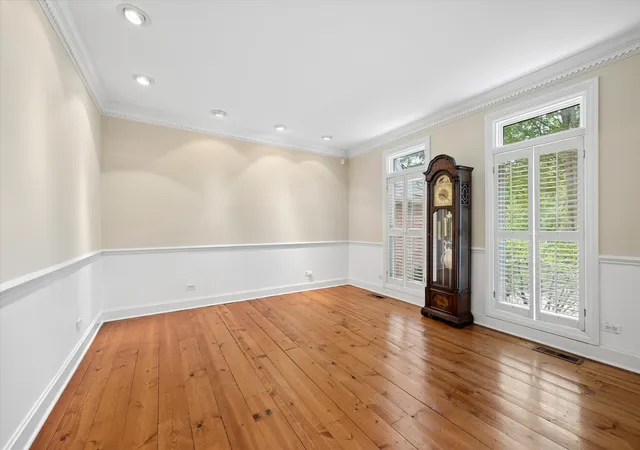 Photo 4 of Single family home for sale at 1571 Schaeffer Rd, Long Grove, IL 60047 | MLS# 12781887 | Listing updated on 2026-10-27