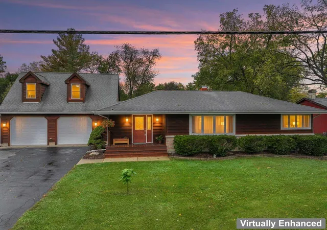 Single family home for sale at 3813 Mccabe Ave, Crystal Lake, IL 60014 | MLS# 12781948