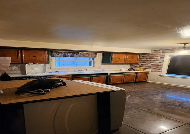 Photo 4 of Single family home for sale at 3530 Elmwood Ave S, Berwyn, IL 60402 | MLS# 12781952 | Listing updated on 2026-10-09