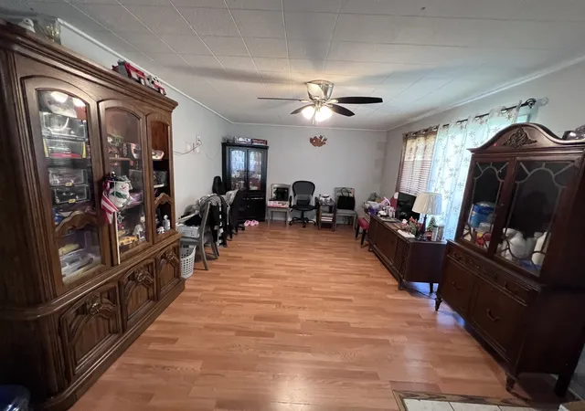 Photo 3 of Single family home for sale at 2335 Arrow St, Carpentersville, IL 60110 | MLS# 12781969 | Listing updated on 2026-10-09
