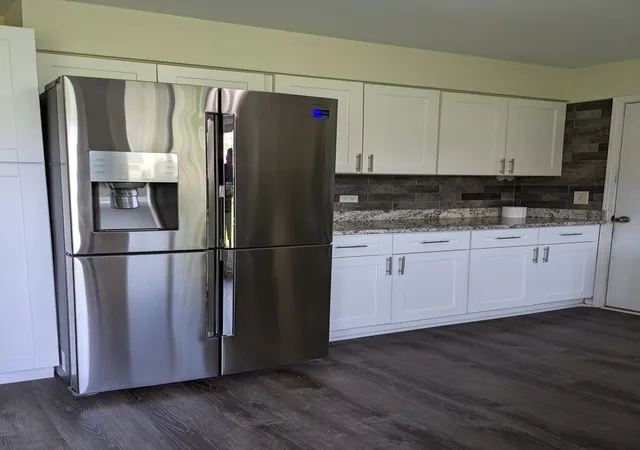 Photo 4 of Single family home for sale at 508 Bristol Ln, Schaumburg, IL 60194 | MLS# 12781983 | Listing updated on 2026-10-09