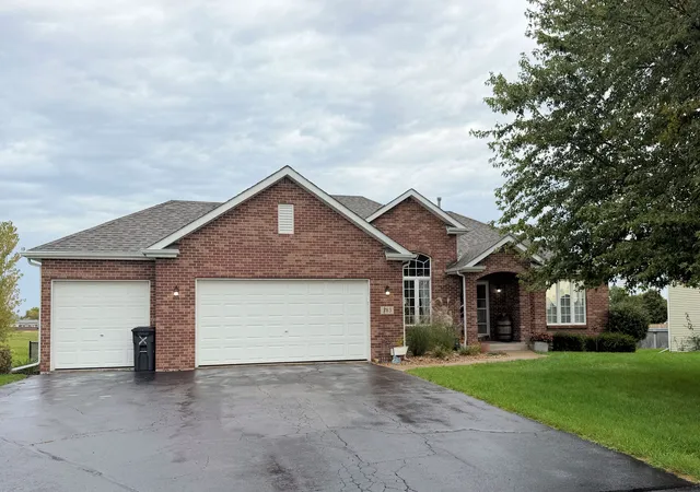 Photo 1 of Single family home for sale at 383 Red Fox Dr, Davis Junction, IL 61020 | MLS# 12781999 | Listing updated on 2026-10-09