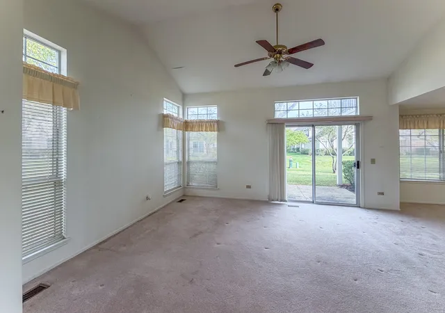 Photo 3 of Townhouse for sale at 343 Ashford Cir #1, Bartlett, IL 60103 | MLS# 12782051 | Listing updated on 2026-10-17