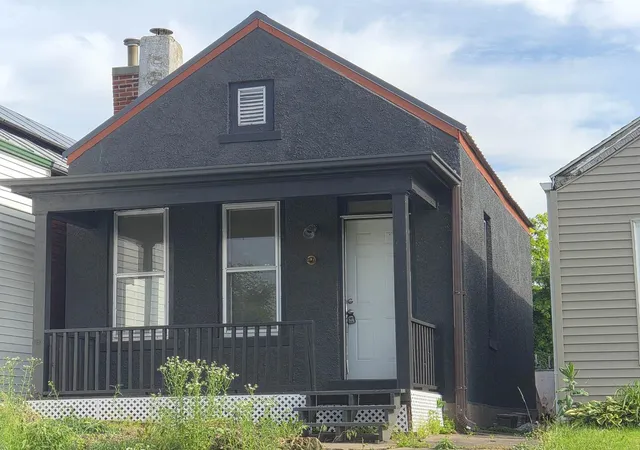 Single family home for sale at 722 Payson Ave, Quincy, IL 62301 | MLS# 12782065