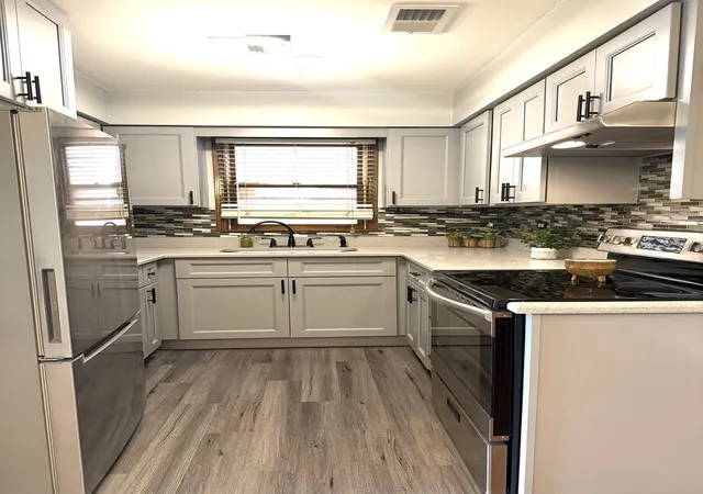 Photo 4 of Condo for sale at 11939 S Lawndale Ave #4A1, Alsip, IL 60803 | MLS# 12782093 | Listing updated on 2026-10-31