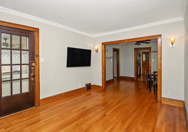 Photo 4 of Single family home for sale at 225 W School St, Villa Park, IL 60181 | MLS# 12782179 | Listing updated on 2026-10-23