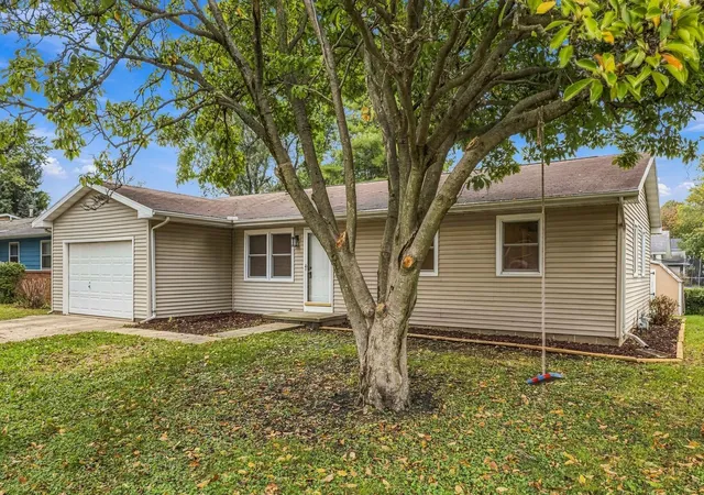 Single family home for sale at 1812 Stratford Dr, Champaign, IL 61821 | MLS# 12782191
