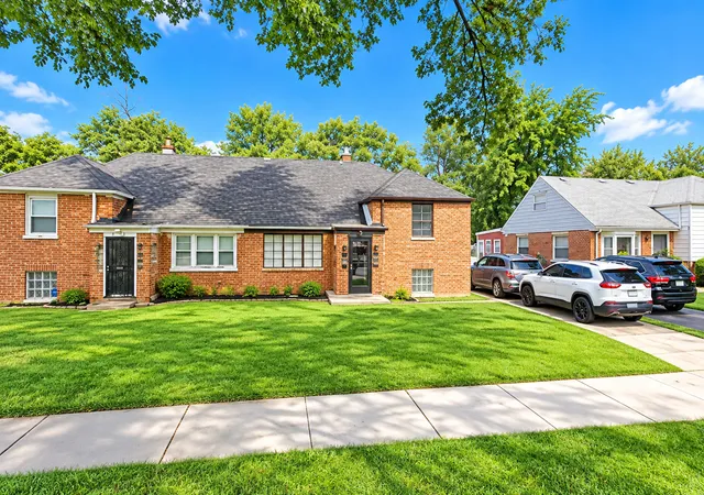 Photo 1 of Townhouse for sale at 9666 S Brennan Ave, Chicago, IL 60617 | MLS# 12782202 | Listing updated on 2026-10-11