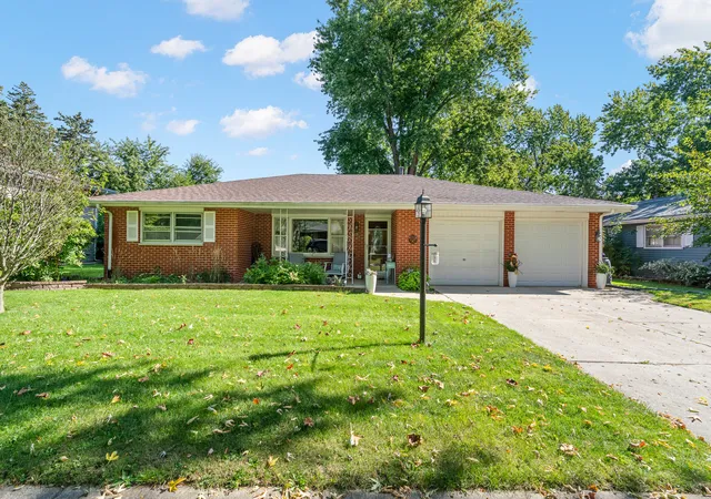Photo 1 of Single family home for sale at 1326 Park Dr, Montgomery, IL 60538 | MLS# 12782211 | Listing updated on 2026-10-10