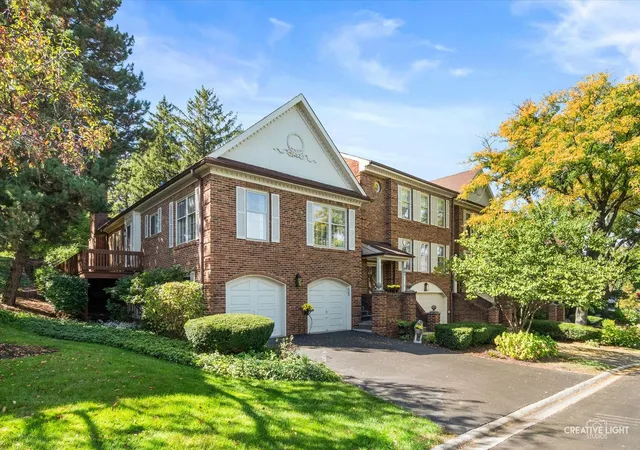 Townhouse for sale at 843 Seminary Cir, Glen Ellyn, IL 60137 | MLS# 12782220