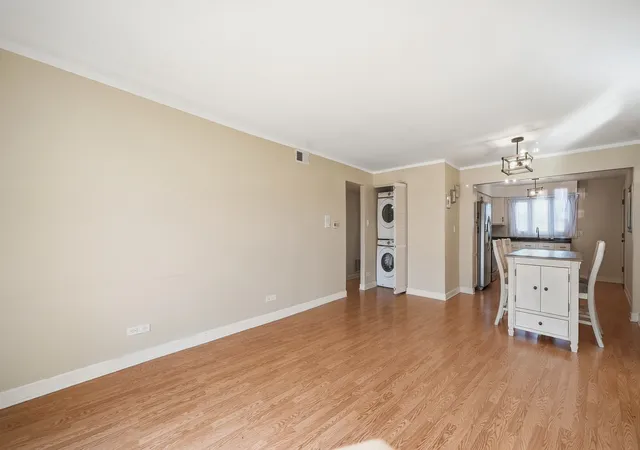 Photo 3 of Condo for sale at 9510 S 86th Avenue #305, Hickory Hills, IL 60457 | MLS# 12782229 | Listing updated on 2026-10-10
