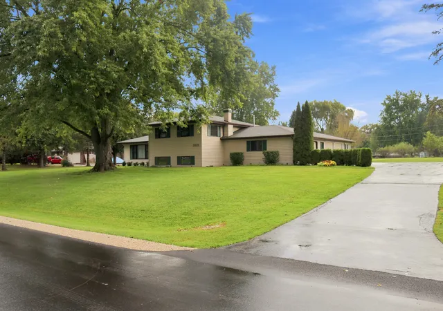 Single family home for sale at 3819 W Mill Rd, Richmond, IL 60071 | MLS# 12782231
