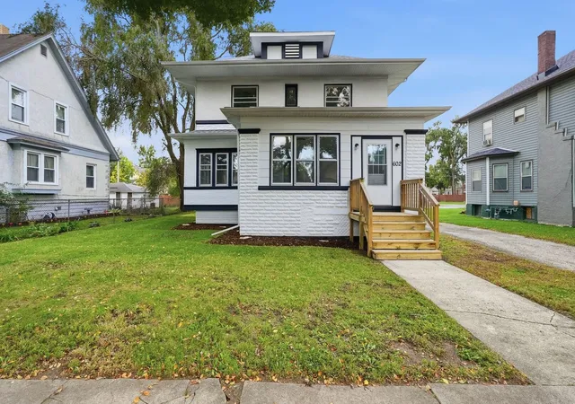 Photo 1 of Single family home for sale at 602 Whitley Ave, Joliet, IL 60433 | MLS# 12782261 | Listing updated on 2026-10-11