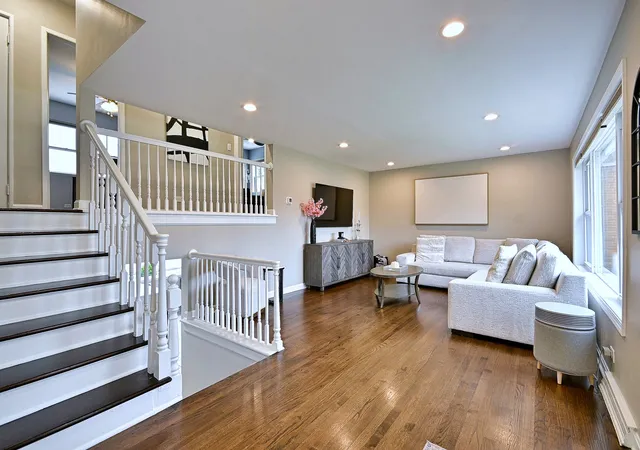 Photo 4 of Single family home for sale at 1652 Heidorn Ave, Westchester, IL 60154 | MLS# 12782268 | Listing updated on 2026-10-21