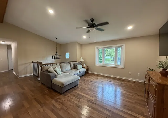 Photo 2 of Single family home for sale at 219 Newport Trl, Mc Henry, IL 60050 | MLS# 12782281 | Listing updated on 2026-10-10