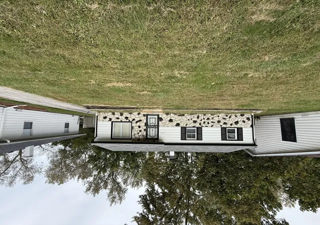 Photo 1 of Single family home for sale at 3250 Roesner Dr, Markham, IL 60428 | MLS# 12782285 | Listing updated on 2026-10-10