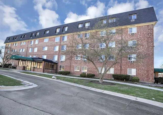 Photo 1 of Condo for sale at 5011 Valley Ln #304, Streamwood, IL 60107 | MLS# 12782295 | Listing updated on 2026-10-10