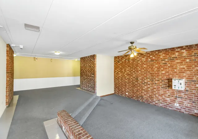 Photo 4 of Condo for sale at 5011 Valley Ln #304, Streamwood, IL 60107 | MLS# 12782295 | Listing updated on 2026-10-10