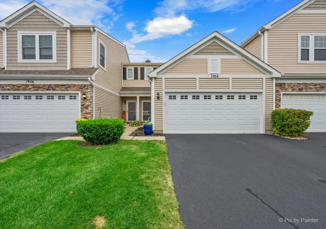 Photo 1 of Townhouse for sale at 1954 Cobblestone Dr, Carpentersville, IL 60110 | MLS# 12782313 | Listing updated on 2026-10-20