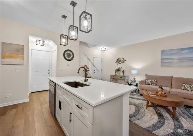 Photo 4 of Townhouse for sale at 1954 Cobblestone Dr, Carpentersville, IL 60110 | MLS# 12782313 | Listing updated on 2026-10-20