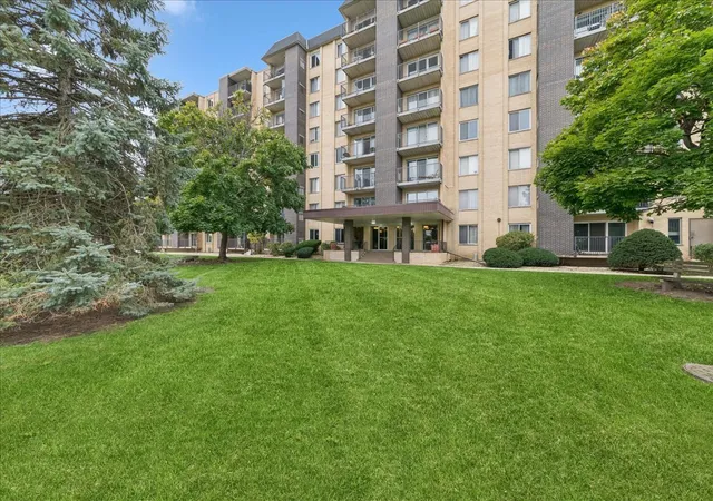 Photo 1 of Condo for sale at 5400 Walnut Ave #206, Downers Grove, IL 60515 | MLS# 12782337 | Listing updated on 2026-10-22