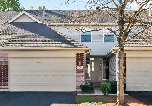 Photo 1 of Townhouse for sale at 3 Rose Hl, Algonquin, IL 60102 | MLS# 12782338 | Listing updated on 2026-10-22