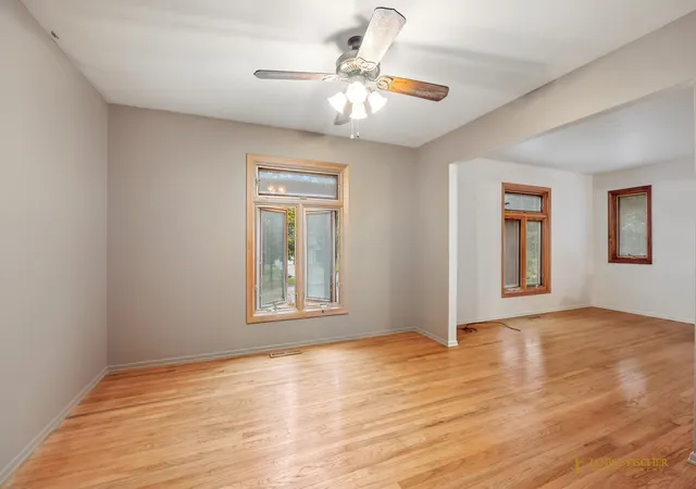 Photo 3 of Single family home for sale at 1013 Cardiff Dr, Crystal Lake, IL 60014 | MLS# 12782356 | Listing updated on 2026-10-21