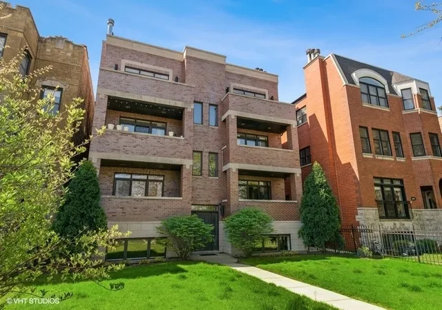 Condo for sale at 2445 W Logan Blvd #2E, Chicago, IL 60647 | MLS# 12782364