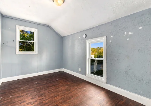 Photo 2 of Multi family home for sale at 412 Oneida St, Joliet, IL 60435 | MLS# 12782385 | Listing updated on 2026-10-18
