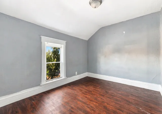 Photo 3 of Multi family home for sale at 412 Oneida St, Joliet, IL 60435 | MLS# 12782385 | Listing updated on 2026-10-18