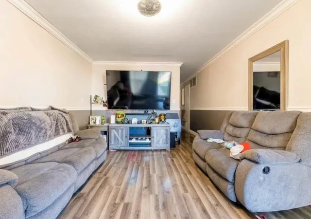 Photo 2 of Single family home for sale at 4516 S Lamon Ave, Chicago, IL 60638 | MLS# 12782391 | Listing updated on 2026-10-11