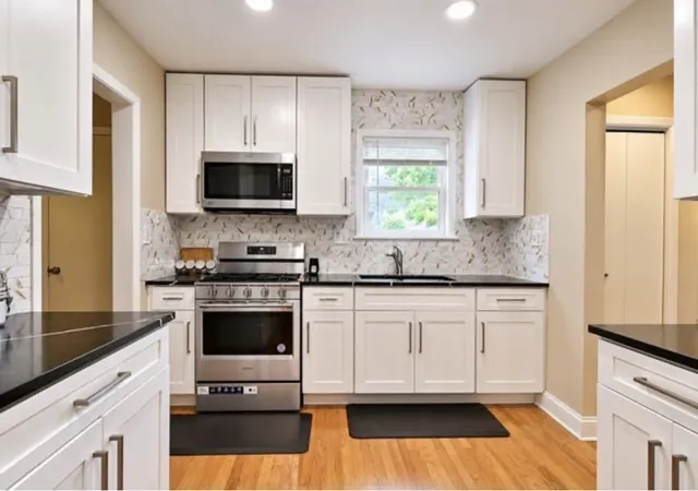 Photo 4 of Single family home for sale at 1s155 Euclid Ave, Oakbrook Terrace, IL 60181 | MLS# 12782429 | Listing updated on 2026-10-20
