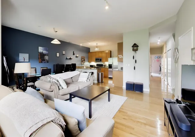 Photo 3 of Condo for sale at 3735 N Wolcott Ave #11, Chicago, IL 60613 | MLS# 12782433 | Listing updated on 2026-10-10