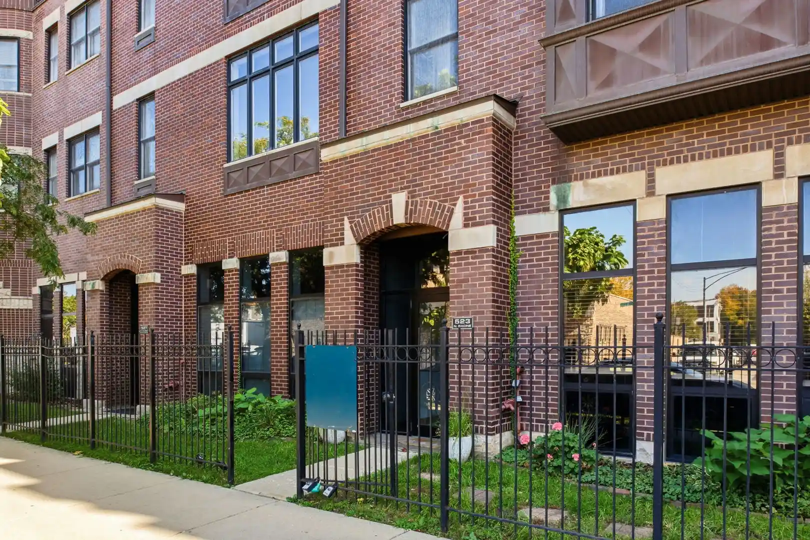 Listing Photo 2 - Condo for sale in 523 N Racine Ave located at 523 N Racine Ave, Chicago, IL 60642 - Unit 523 N Racine Ave