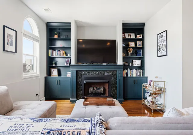 Listing Photo 5 - Condo for sale in building located at 523 N Racine Ave, Chicago, IL 60642 - Unit #4