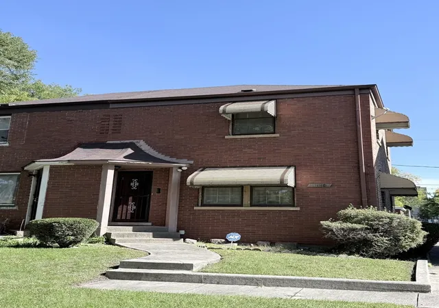 Photo 1 of Townhouse for sale at 8503 S Saint Lawrence Ave, Chicago, IL 60619 | MLS# 12782462 | Listing updated on 2026-10-19