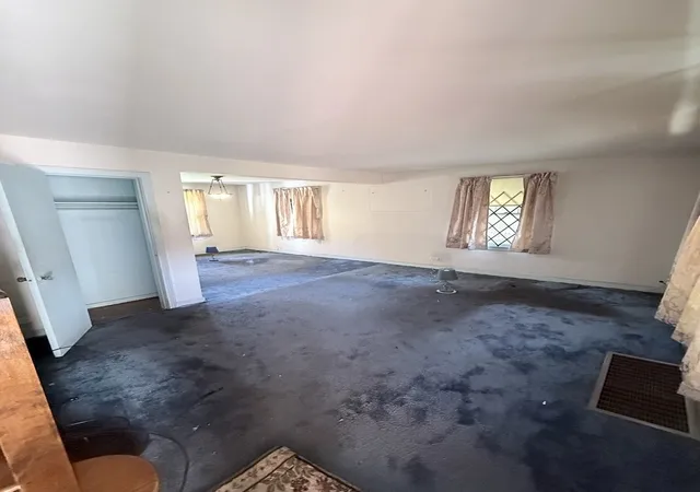 Photo 2 of Townhouse for sale at 8503 S Saint Lawrence Ave, Chicago, IL 60619 | MLS# 12782462 | Listing updated on 2026-10-19