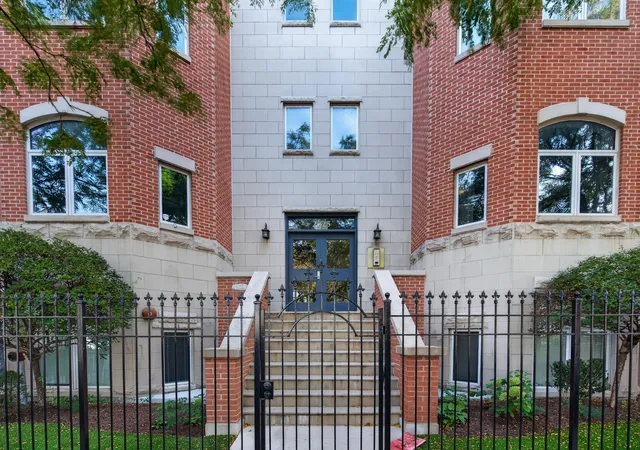 Condo for sale at 2625 N Ashland Ave #1A, Chicago, IL 60614 | MLS# 12782463