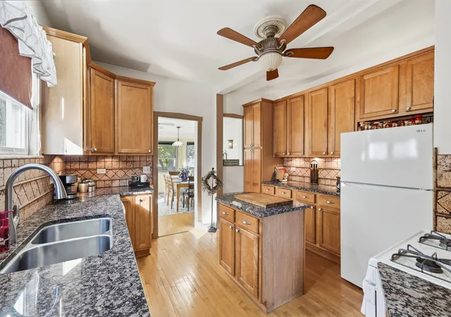 Photo 4 of Multi family home for sale at 3504 Scoville Ave, Berwyn, IL 60402 | MLS# 12782472 | Listing updated on 2026-10-29
