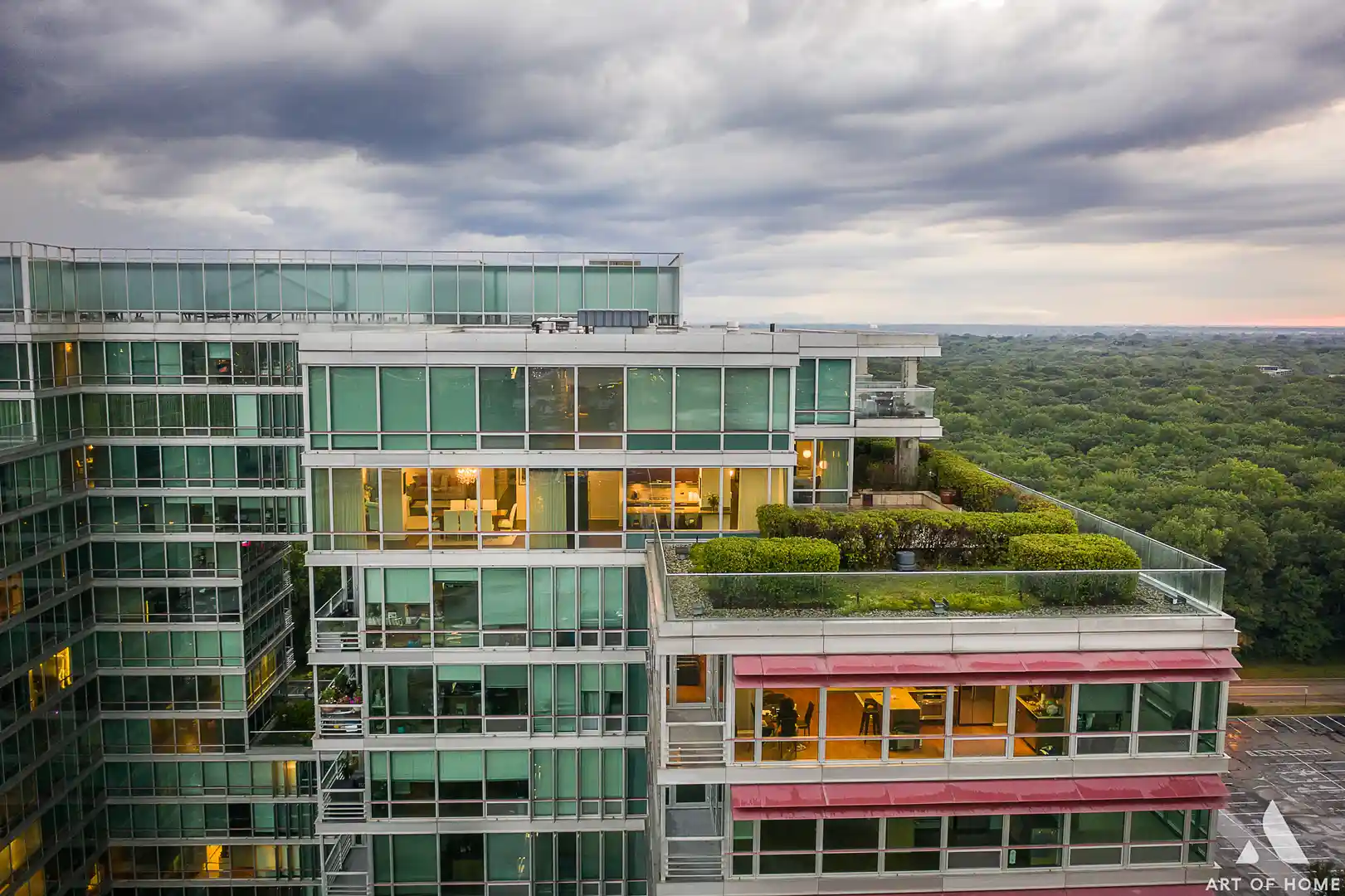 Listing Photo 2 - Condo for sale in 9725 Woods Dr located at 9725 Woods Dr, Skokie, IL 60077 - Unit #1913