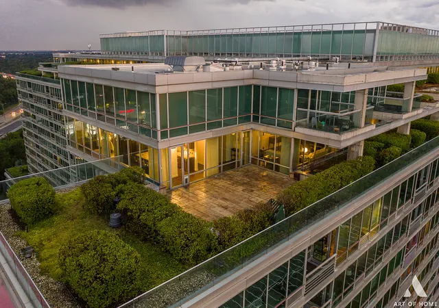 Photo 3 of Condo for sale at 9725 Woods Dr #1913, Skokie, IL 60077 | MLS# 12782480 | Listing updated on 2026-10-20