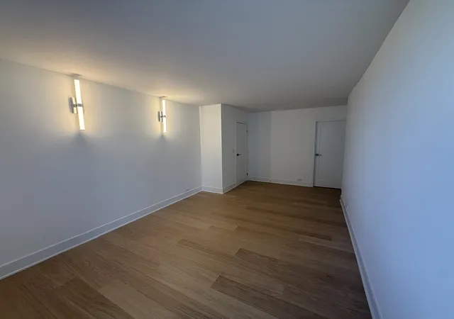 Photo 4 of Condo for sale at 155 N Harbor Dr #408, Chicago, IL 60601 | MLS# 12782503 | Listing updated on 2026-10-10