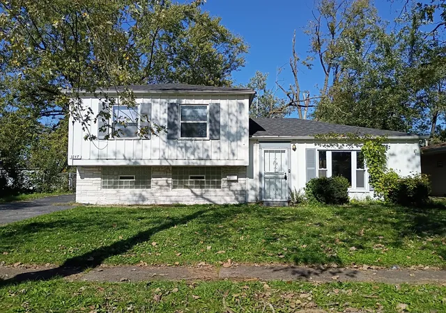 Photo 1 of Single family home for sale at 1847 Reichert Ave, Chicago Heights, IL 60411 | MLS# 12782531 | Listing updated on 2026-10-10