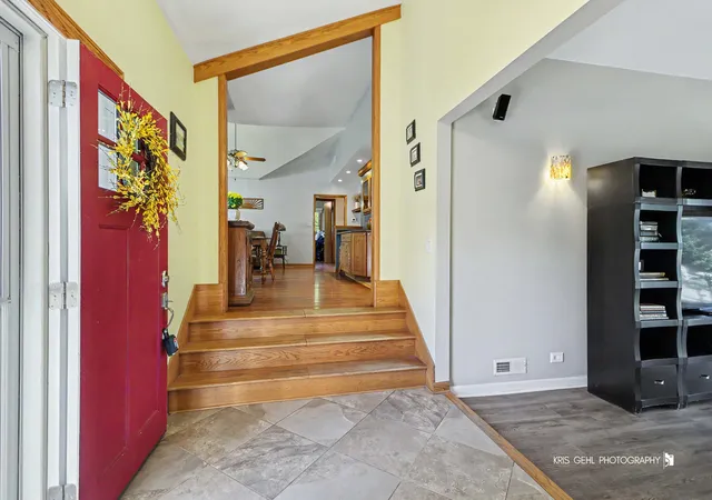 Photo 3 of Single family home for sale at 27301 W Nippersink Rd, Ingleside, IL 60041 | MLS# 12782538 | Listing updated on 2026-10-22