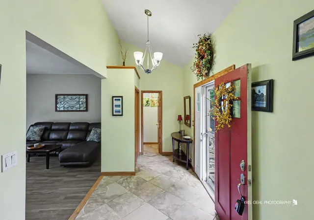 Photo 4 of Single family home for sale at 27301 W Nippersink Rd, Ingleside, IL 60041 | MLS# 12782538 | Listing updated on 2026-10-22