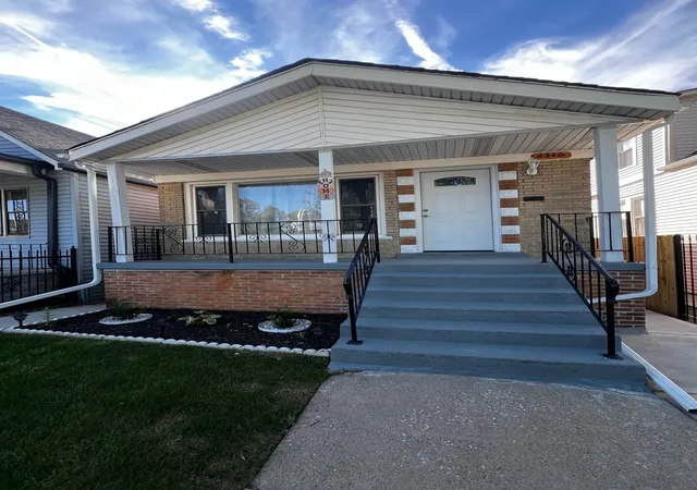 Single family home for sale at 6340 S Bell Ave, Chicago, IL 60636 | MLS# 12782569