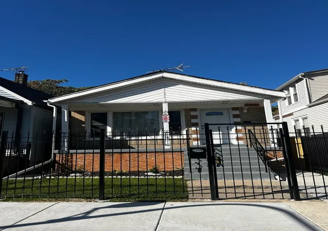 Photo 1 of Single family home for sale at 6340 S Bell Ave, Chicago, IL 60636 | MLS# 12782569 | Listing updated on 2026-10-29