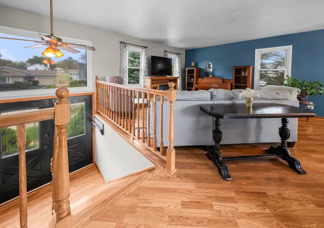 Photo 3 of Single family home for sale at 4175 Crimson Dr, Hoffman Estates, IL 60192 | MLS# 12782577 | Listing updated on 2026-10-20